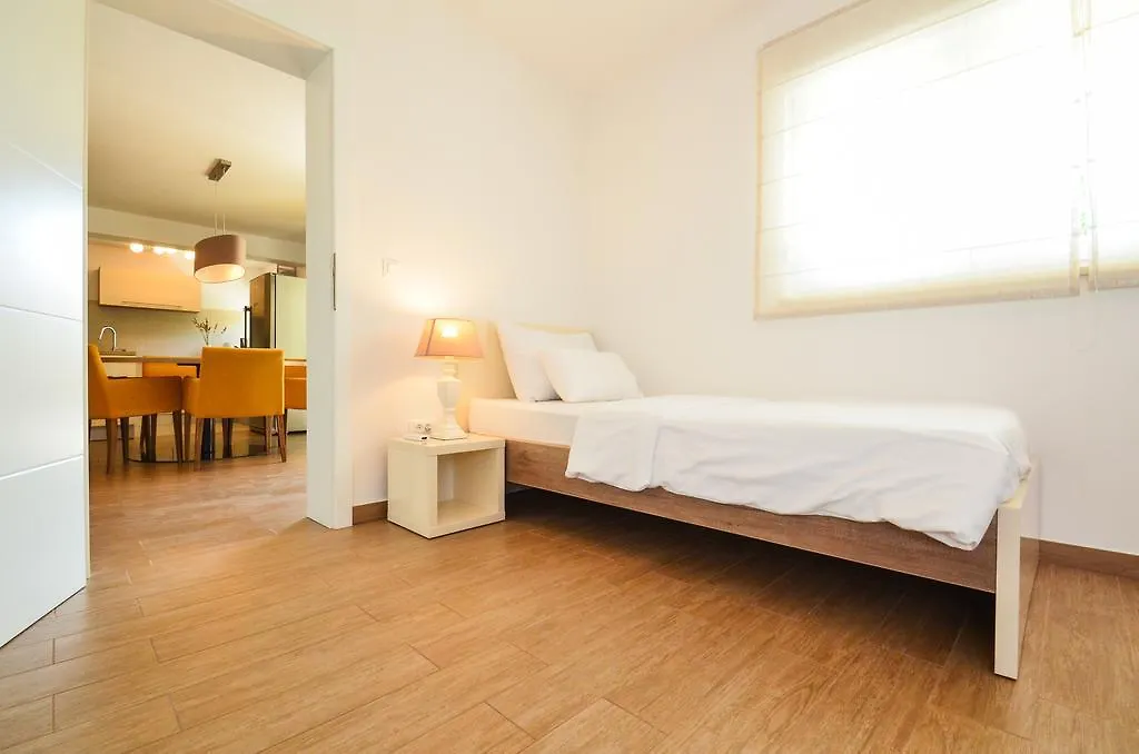Villa Liburnum Zara 4*,