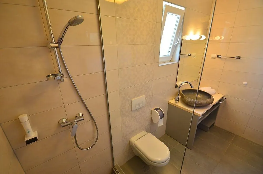 Villa Liburnum Zadar Bed & Breakfast
