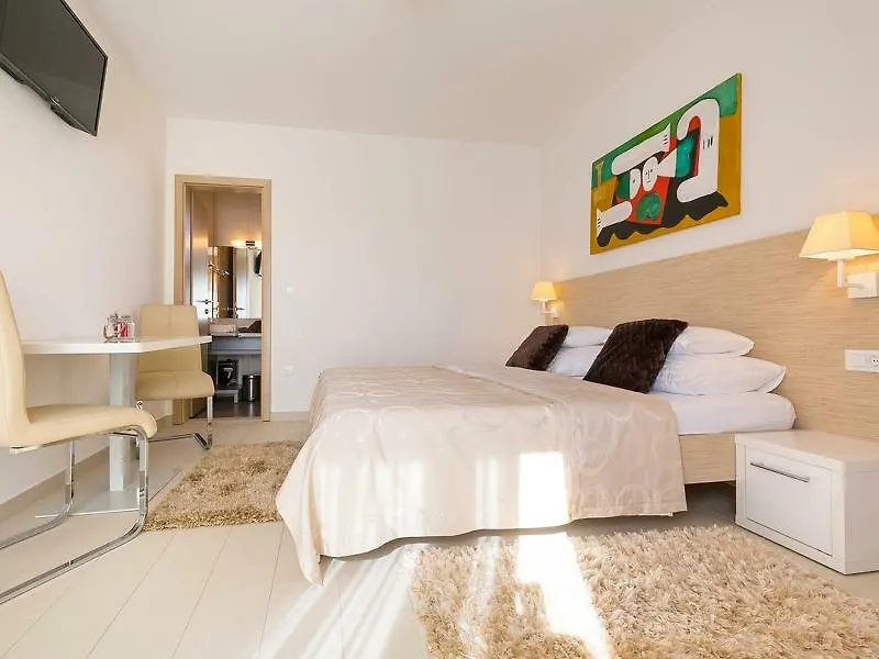 Villa Liburnum Zadar 4*,