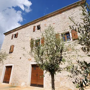 Korta Gira 4* Buici (Istria)